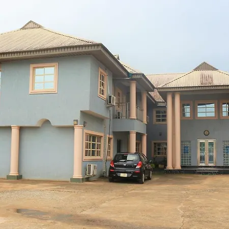 Ann's Haven & Suites Hotell